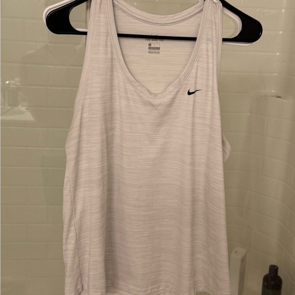 Nike Dri-Fit Tee in Light Gray
